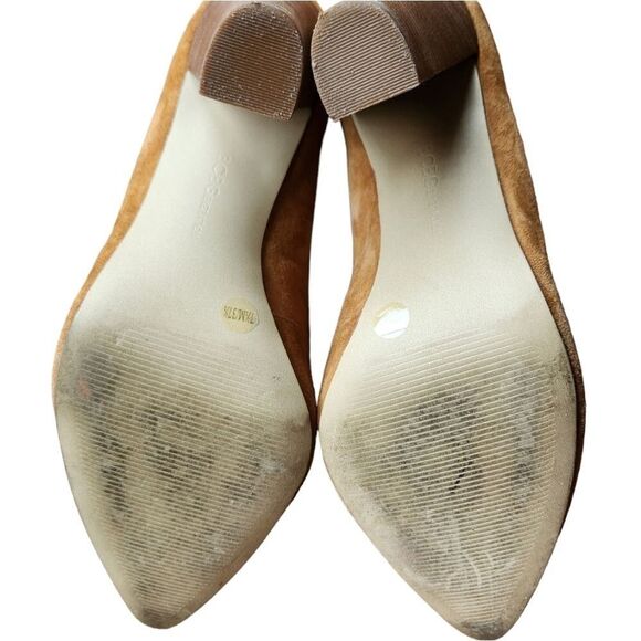 Elegant Tan Suede Pumps - Picture 8 of 11